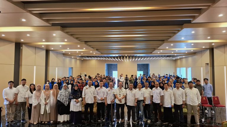 Kuliah Perdana FMIPA Universitas Tadulako: Nanomaterial dan Mitigasi BencanaMenjawab Tantangan Global dengan Sains