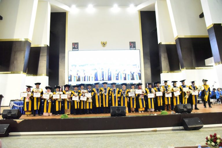 Pengukuhan 3 Guru Besar Baru pada Fakultas MIPA Universitas Tadulako