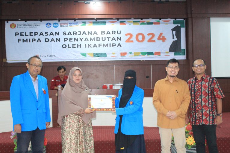 PELEPASAN SARJANA BARU FMIPA UNTAD ANGAKATAN KE-125 DAN PENYAMBUTAN OLEH PENGURUS CABANG IKA FMIPA UNTAD