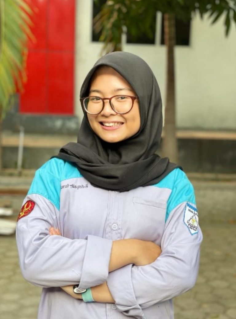 Syahra Elfi Syaher berhasil menjadi pembicara terbaik dalam lomba National University Debating Championship (NUDC)