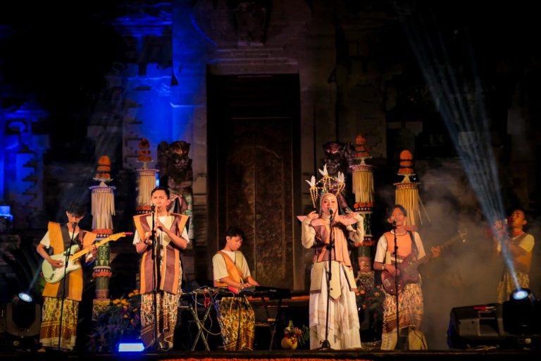 Andrew Oktavianus Tibe menjadi Perwakilan Mahasiswa MIPA dalam tim Tardigrada pada ajang Indonesian Music Expo (IMEX) 2024 di Bali